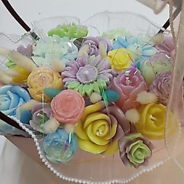 Pembe Çantalı Anneler Günü - Yıldönümü - Doğum Günü için Soft Renkli Mum Çicek Buket