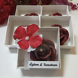 Kına Gecesi Beyaz Kutulu Kırmızı -Bordo Gül Mumlu Hediyelik