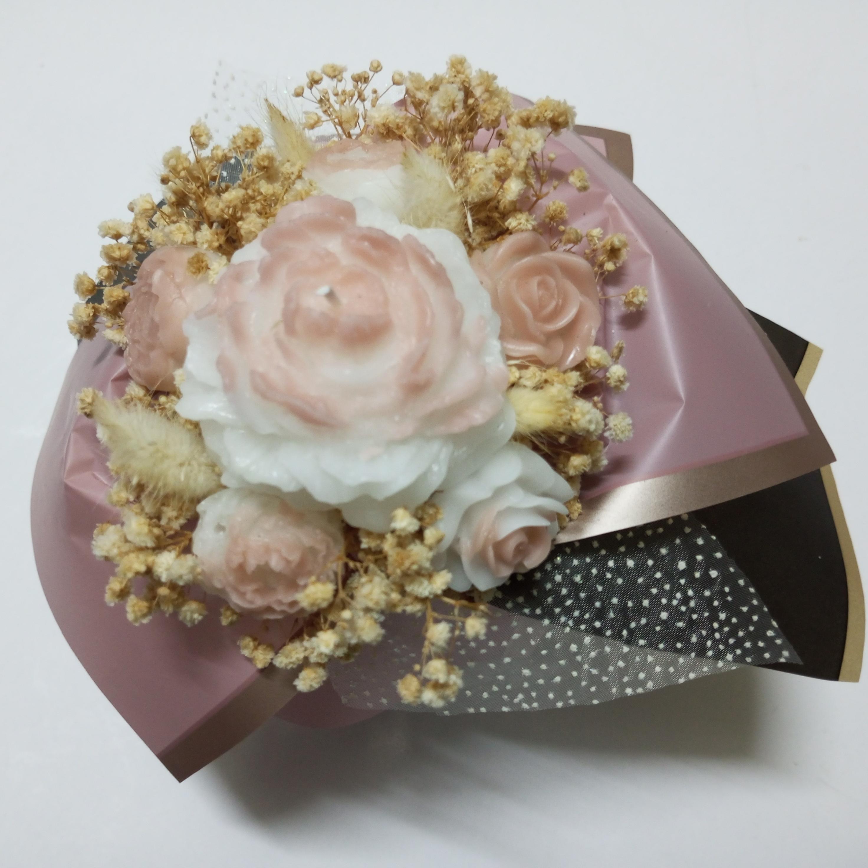 Kişiye Özel Pudra Renkli  Şakayık Kutu  Mum Hediyelik