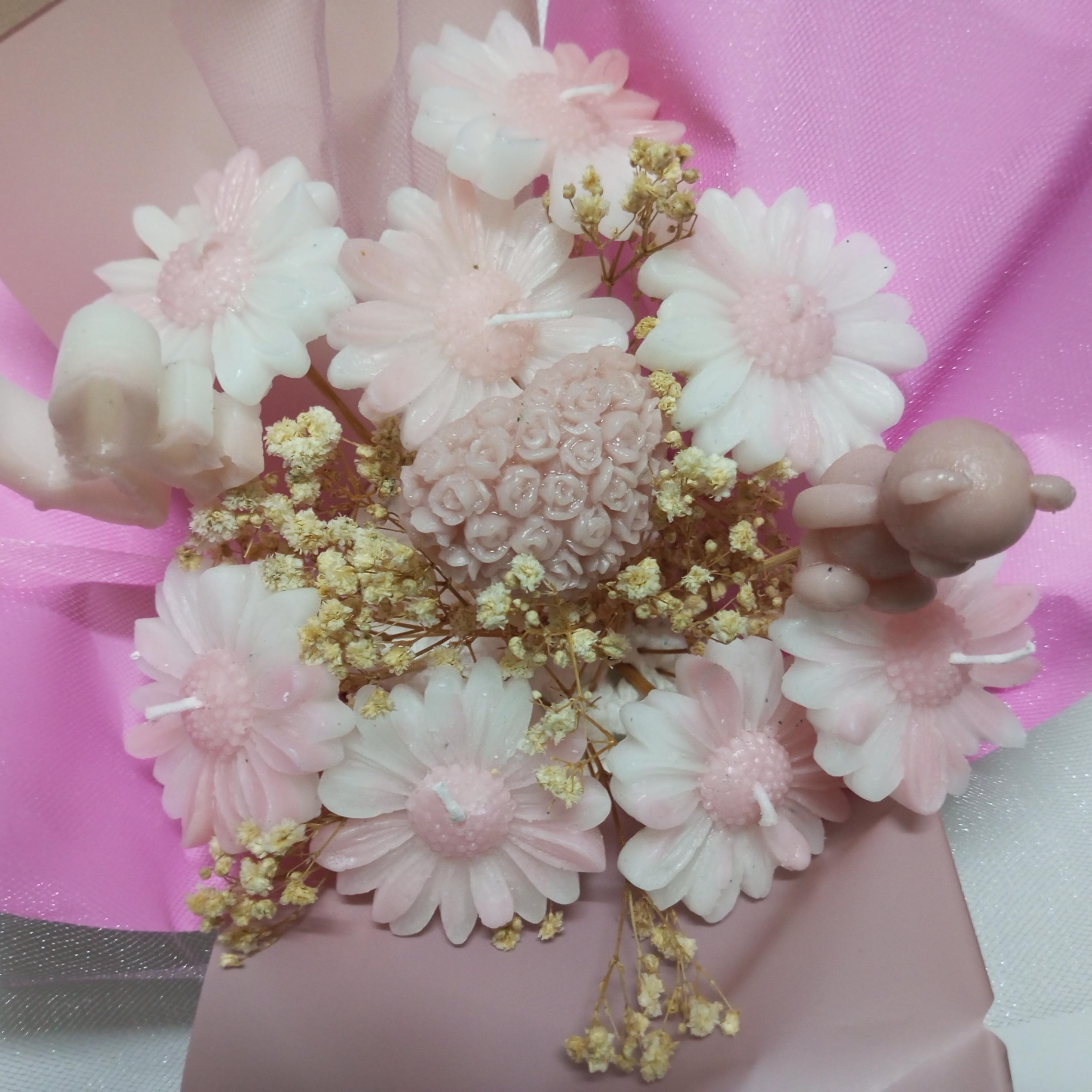 Pembe Renkli Özel Gün Mum Çicek Buket Hediyelik