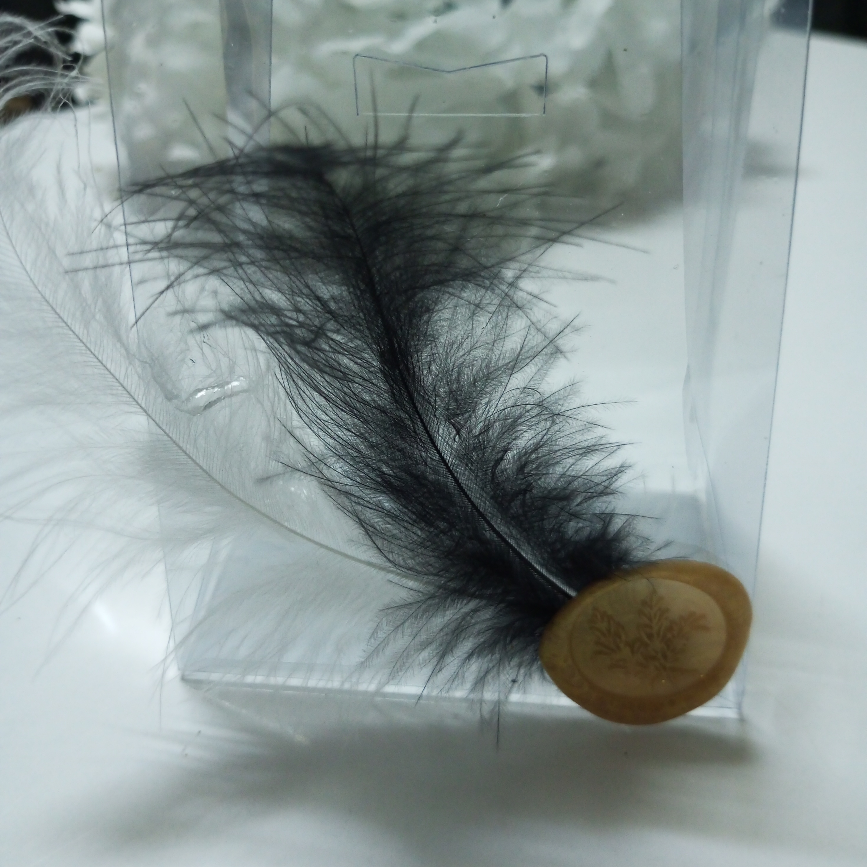 Gold Mühürlü Siyah Beyaz Tüylü Hediyelik Asetat Şeffaf Çanta