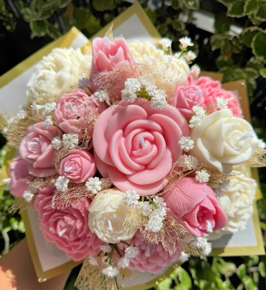 Pembe Beyaz Gül Şakayık Mum Çiçek Buket Hediyelik